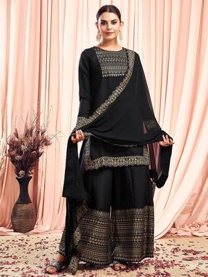Women Floral Printed Kurta with Palazzo & Dupatta 5
