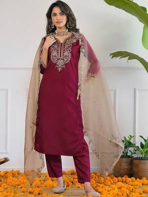 Women Ethnic Motifs Embroidered Regular Kurta with Trousers & With Dupatta 6