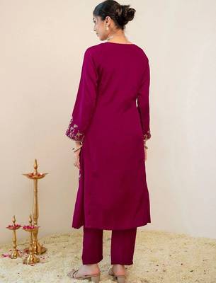 Women Ethnic Motifs Embroidered Regular Thread Work Kurta with Trousers & With Dupatta 2