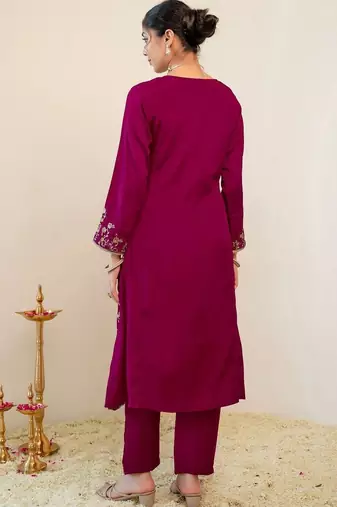 Women Ethnic Motifs Embroidered Regular Thread Work Kurta with Trousers & With Dupatta