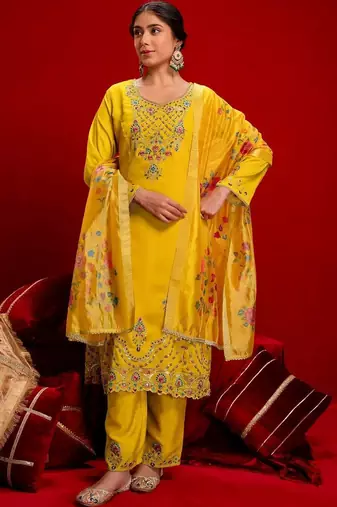 Women Ethnic Motifs Regular Thread Work Kurta with Trousers & With Dupatta