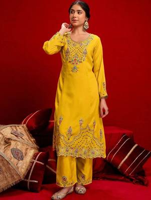 Women Ethnic Motifs Regular Thread Work Kurta with Trousers & With Dupatta 7