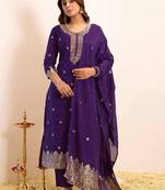 Women Ethnic Motifs Regular Kurta with Trousers & With Dupatta