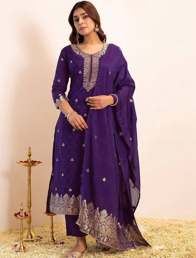Women Ethnic Motifs Regular Kurta with Trousers & With Dupatta