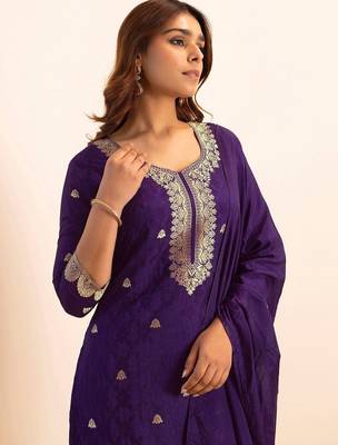 Women Ethnic Motifs Regular Kurta with Trousers & With Dupatta 6