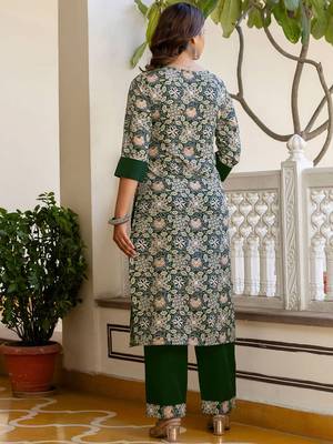 Floral Printed V-Neck Straight Kurta With Trousers & Dupatta 3