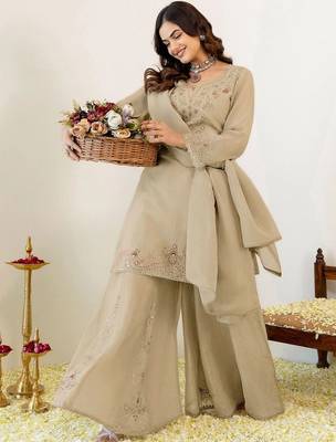 Women Ethnic Motifs Embroidered Regular Thread Work Kurta with Sharara & With Dupatta 5