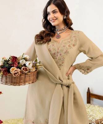 Women Ethnic Motifs Embroidered Regular Thread Work Kurta with Sharara & With Dupatta 7