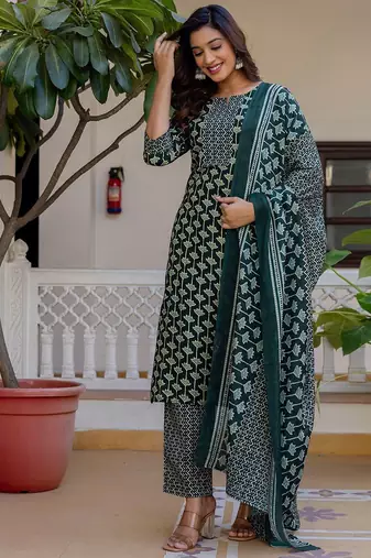Floral Printed Notch Neck Straight Kurta With Trousers & Dupatta