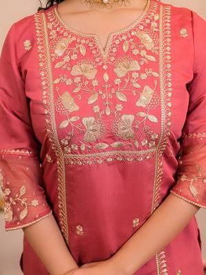 Women Ethnic Motifs Embroidered Thread Work Kurta & Trousers With Dupatta 7