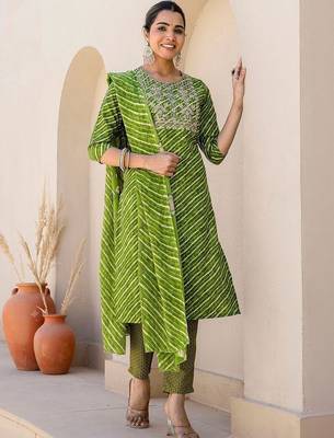 Women Leheriya Dyed Regular Sequinned Pure Cotton Kurta with Trousers & With Dupatta 5