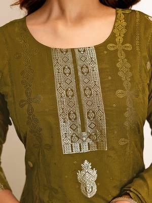 Women Ethnic Motifs Embroidered Regular Kurta with Trousers & With Dupatta 5
