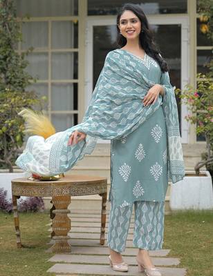 Women Ethnic Motifs Printed Regular Thread Work Kurta with Trousers & With Dupatta 4