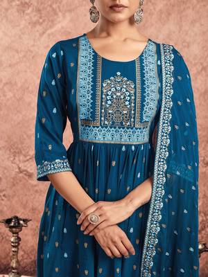 Women Ethnic Motifs Printed Regular Kurta with Trousers & Dupatta 3