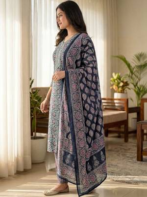 Women Floral Printed Regular Pure Cotton Kurta with Trousers & With Dupatta 6
