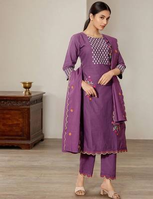 Women Embroidered Straight Kurta Trousers With Dupatta 3