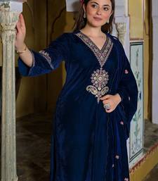 Women Ethnic Motifs Embroidered Regular Thread Work Velvet Kurta with Trousers & With Dupatta