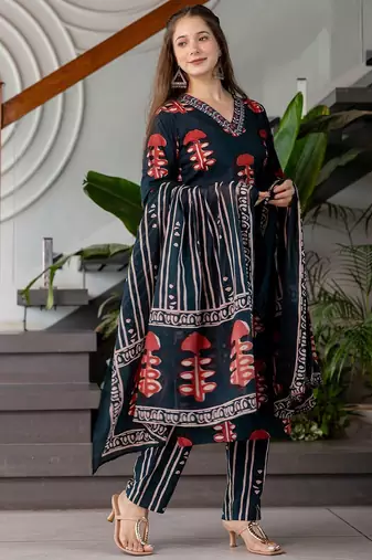 Floral Printed V-Neck Straight Kurta With Trousers & Dupatta