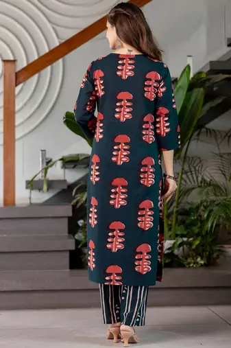 Floral Printed V-Neck Straight Kurta With Trousers & Dupatta