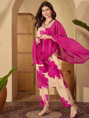 Women Floral Printed Kurta with Trousers & Dupatta 4