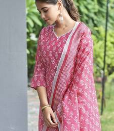 Women Floral Printed Kurta with Trousers & Dupatta