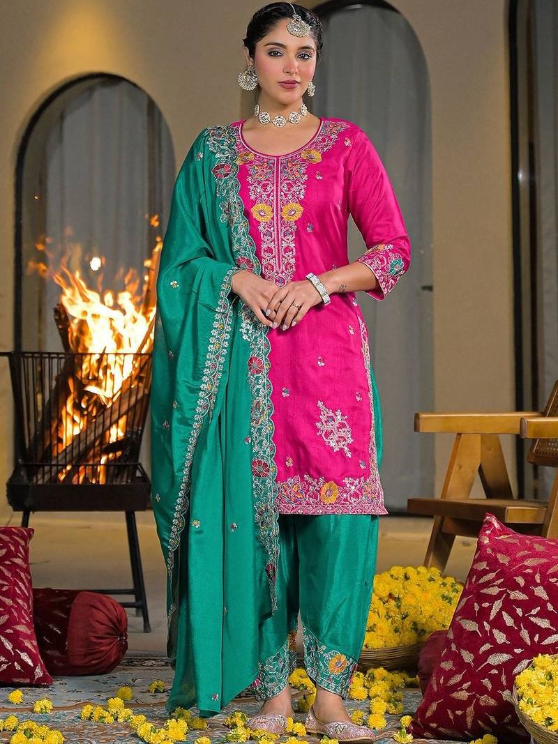 Women Ethnic Motifs Embroidered Regular Thread Work Kurta with Patiala & With Dupatta