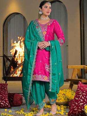 Women Ethnic Motifs Embroidered Regular Thread Work Kurta with Patiala & With Dupatta 5
