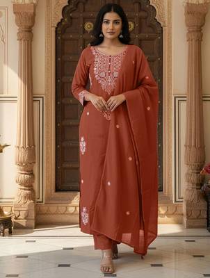 Women Ethnic Motifs Embroidered Regular Thread Work Kurta with Trousers & With Dupatta 2