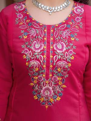 Women Floral Embroidered Regular Thread Work Kurta with Trousers & With Dupatta 6