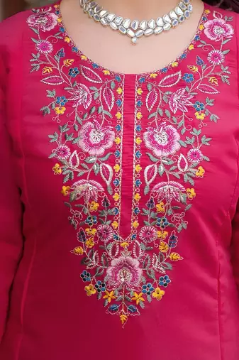 Women Floral Embroidered Regular Thread Work Kurta with Trousers & With Dupatta
