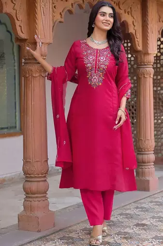 Women Floral Embroidered Regular Thread Work Kurta with Trousers & With Dupatta