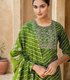 Women Striped Kurta with Trousers & Dupatta