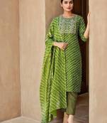 Women Striped Kurta with Trousers & Dupatta