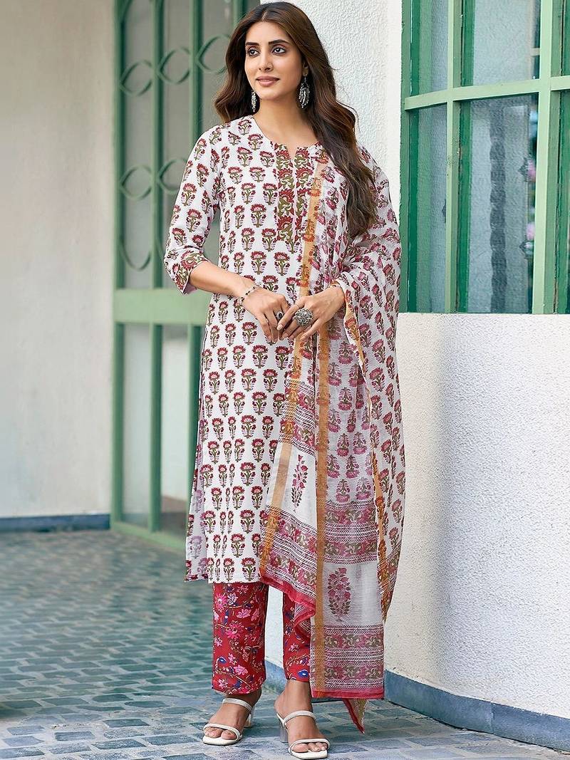 Women Floral Printed Regular Kurta with Trousers & With Dupatta