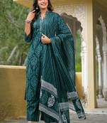 Women Printed Regular Mirror Work Kurta with Palazzos & With Dupatta