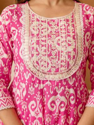 Women Ethnic Motifs Printed Anarkali Kurta with Churidar 3