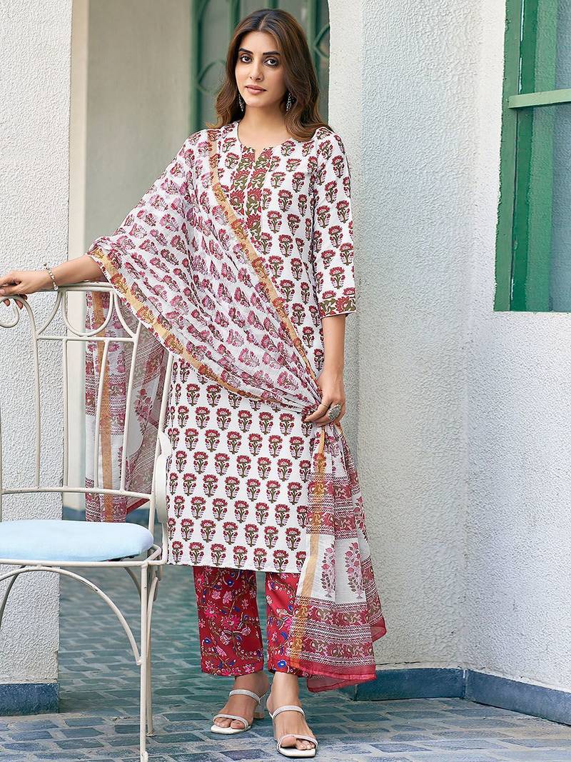 Women Floral Printed Kurta with Trousers & Dupatta