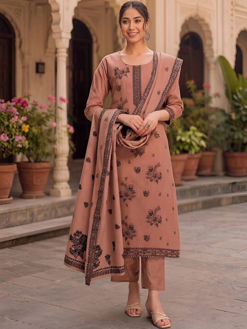 Women Floral Printed Regular Pure Cotton Kurta with Trousers & With Dupatta