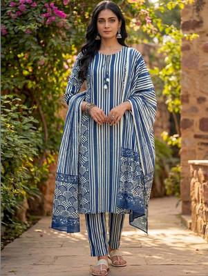 Women Printed Regular Pure Cotton Kurta with Trousers & With Dupatta 1