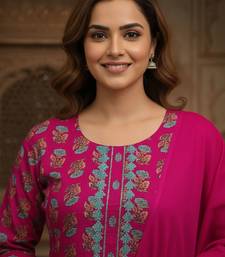 Women Ethnic Motifs Printed Regular Kurta with Trousers & With Dupatta