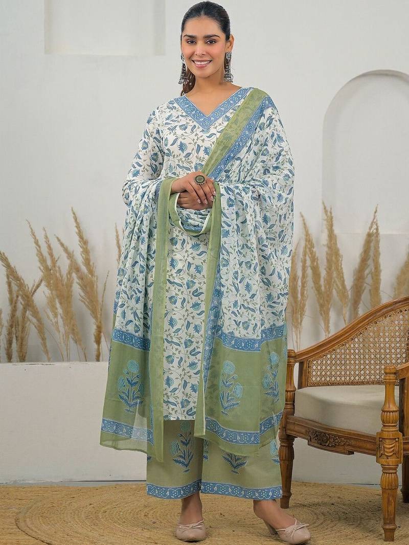 Women Floral Printed Regular Kurta with Trousers & With Dupatta