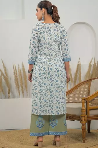 Women Floral Printed Regular Kurta with Trousers & With Dupatta