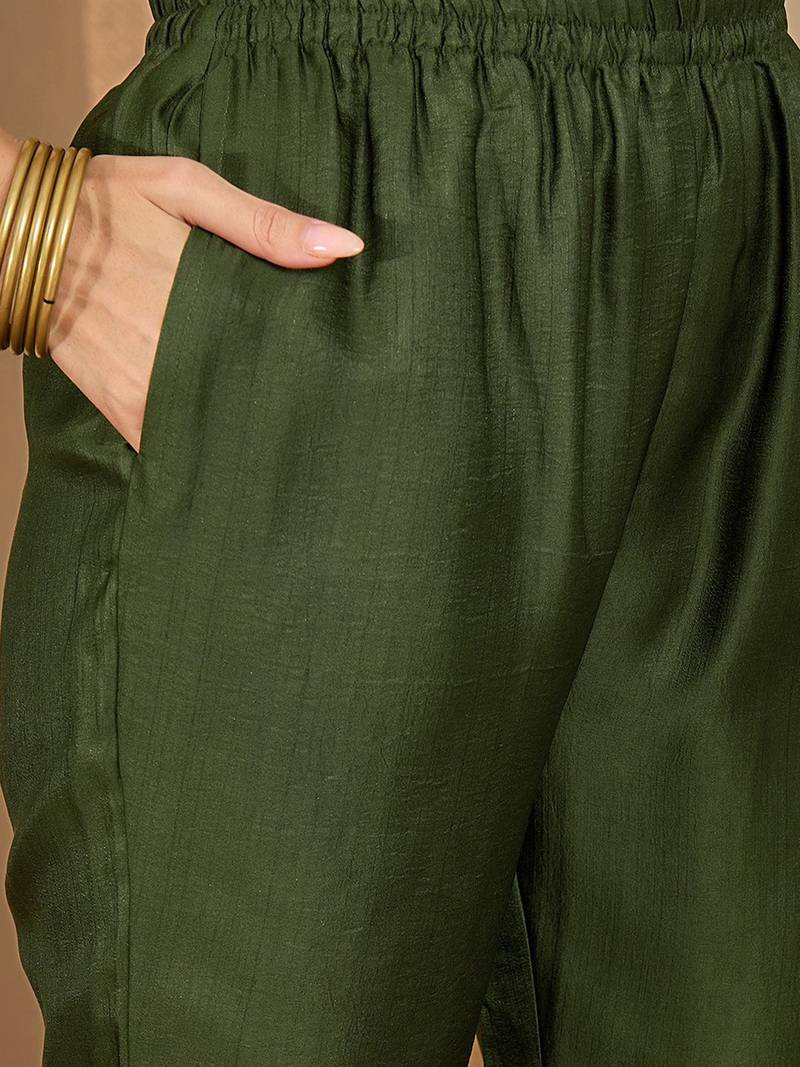 Ethnic Motifs Embroidered Thread Work Kurta With Trousers & Dupatta