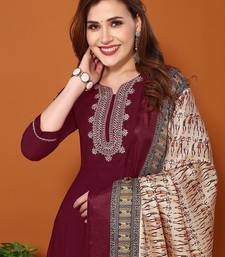 Women Floral Embroidered Kurta with Trousers & Dupatta