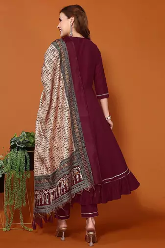 Women Floral Embroidered Kurta with Trousers & Dupatta