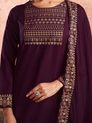 Women Floral Printed Kurta with Palazzo & Dupatta 6