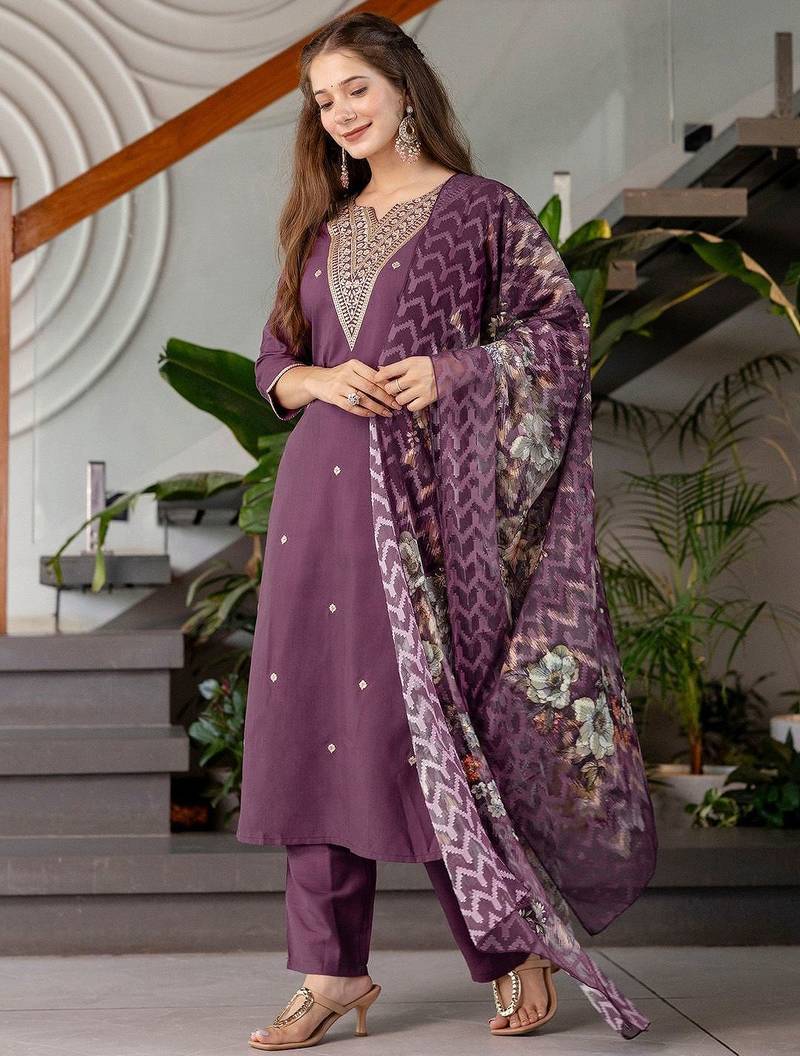 Women Floral Embroidered Sequinned Kurta with Trousers & Dupatta