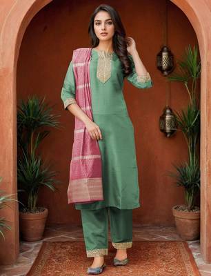 Women Ethnic Motifs Embroidered Kurta with Trousers & Dupatta 1