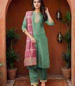 Women Ethnic Motifs Embroidered Kurta with Trousers & Dupatta