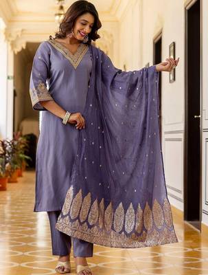 Women Ethnic Motifs Embroidered Regular Pure Silk Kurta with Trousers & With Dupatta 3